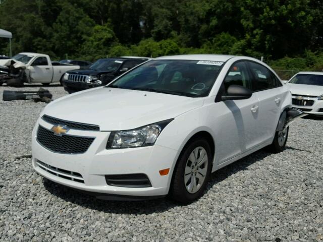 1G1PA5SH1D7200189 - 2013 CHEVROLET CRUZE LS WHITE photo 2