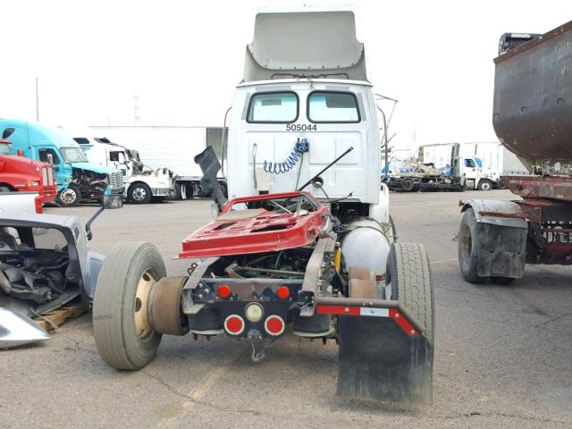 2FWJA3DE35AN60048 - 2005 STERLING TRUCK AT 9500 WHITE photo 6