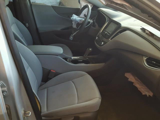 1G1ZB5ST3GF202465 - 2016 CHEVROLET MALIBU SILVER photo 5