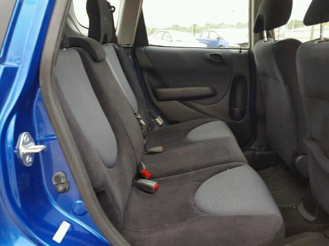 JHMGD38407S044833 - 2007 HONDA FIT BLUE photo 6