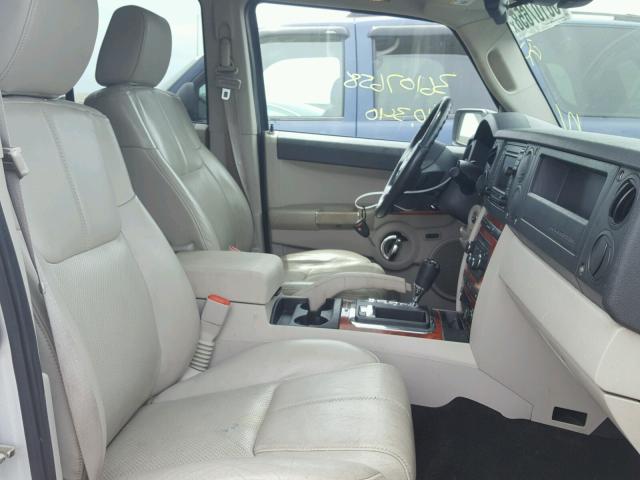 1J8HG58276C122274 - 2006 JEEP COMMANDER 银色 照片 5