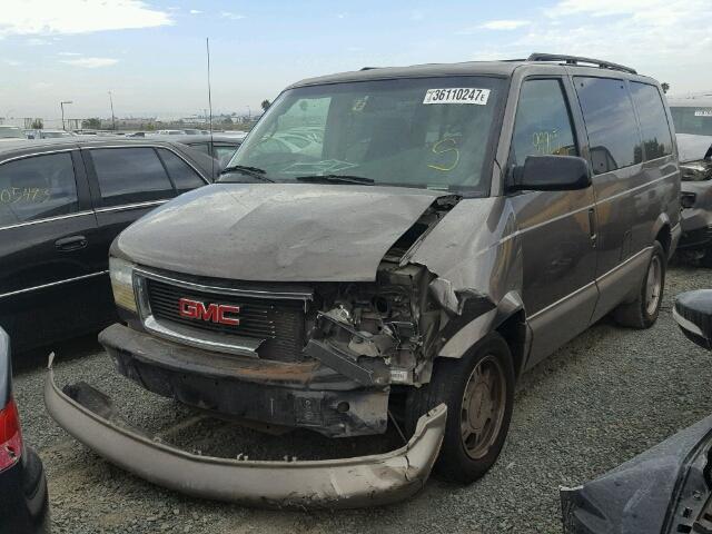 1GKDM19X13B501536 - 2003 GMC SAFARI XT BROWN photo 2