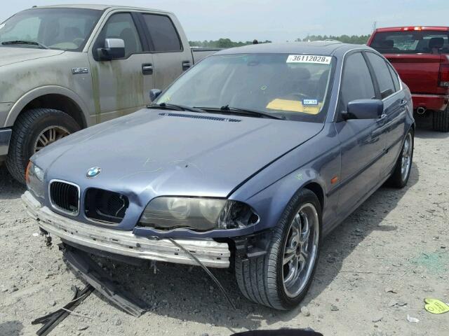 WBAAM5335XFR00330 - 1999 BMW 328I AUTOM BLUE photo 2