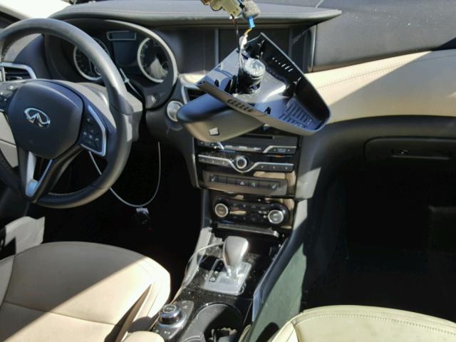 SJKCH5CP7JA043335 - 2018 INFINITI QX30 BASE BROWN photo 9