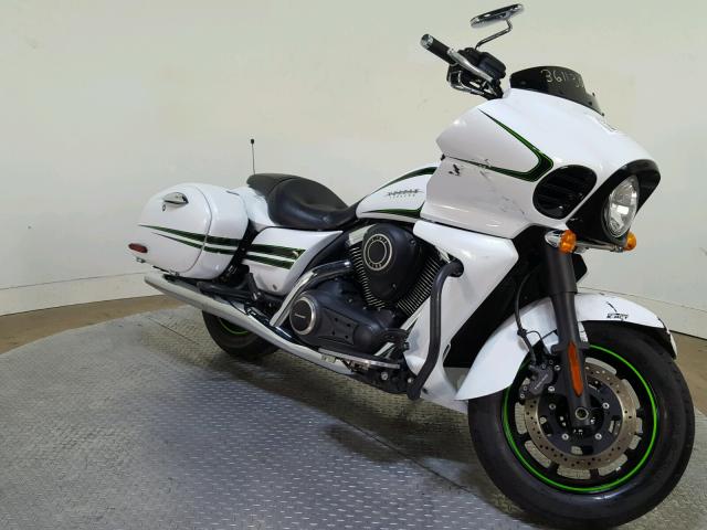 JKBVNRK17GA009046 - 2016 KAWASAKI VN1700 K WHITE photo 2