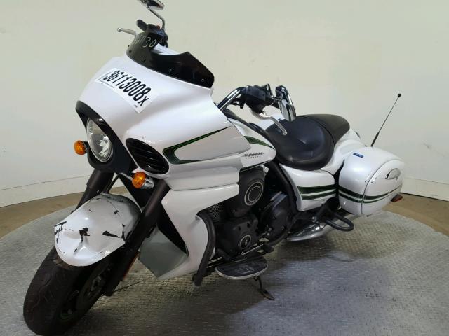 JKBVNRK17GA009046 - 2016 KAWASAKI VN1700 K WHITE photo 4