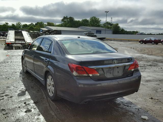 4T1BK3DB2BU388694 - 2011 TOYOTA AVALON BAS GRAY photo 3