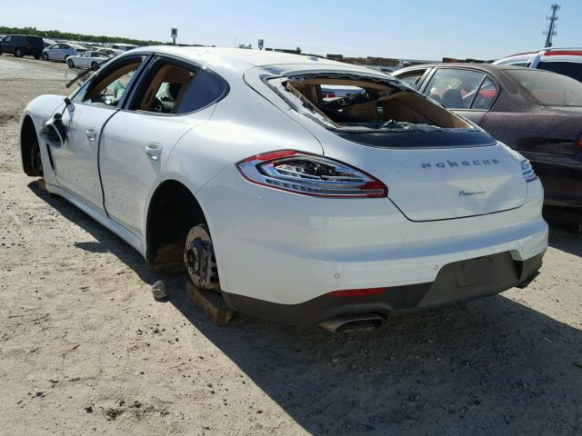 WP0AA2A74GL326868 - 2016 PORSCHE PANAMERA 2 WHITE photo 3