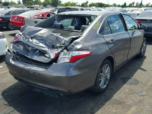 4T1BF1FK5GU576316 - 2016 TOYOTA CAMRY LE CHARCOAL photo 4