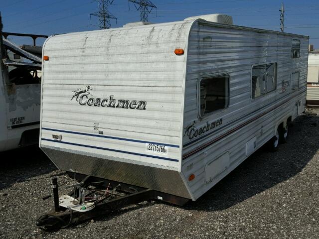 1TC2B218241205648 - 2004 COACH CAMPER WHITE photo 2