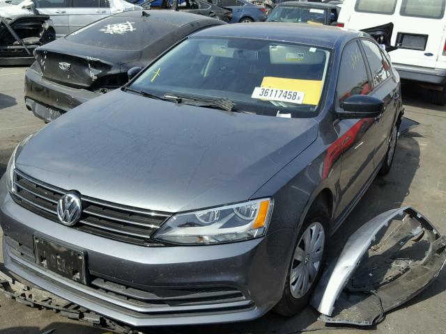 3VW2K7AJXFM423772 - 2015 VOLKSWAGEN JETTA BASE 灰色 照片 2