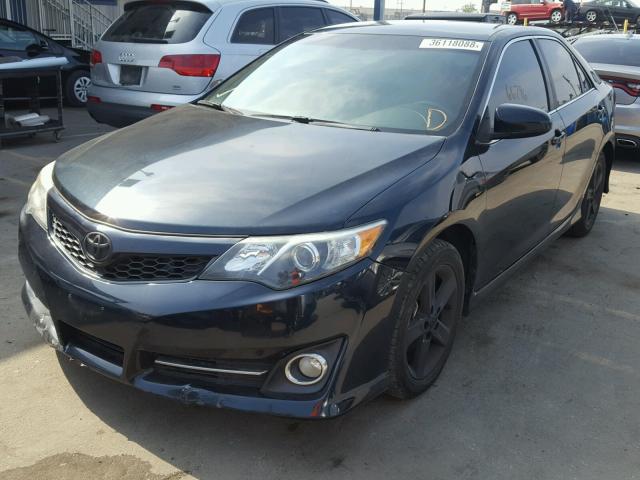 4T1BF1FK6DU661547 - 2013 TOYOTA CAMRY L 青色 照片 2