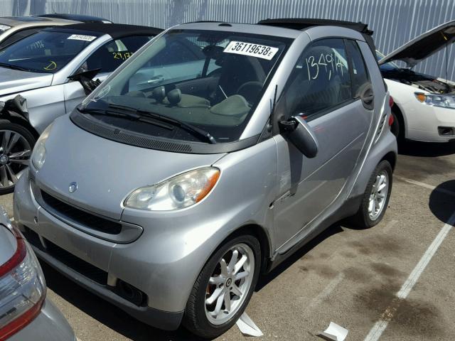 WMEEK31X58K196743 - 2008 SMART FORTWO PAS 银色 照片 2