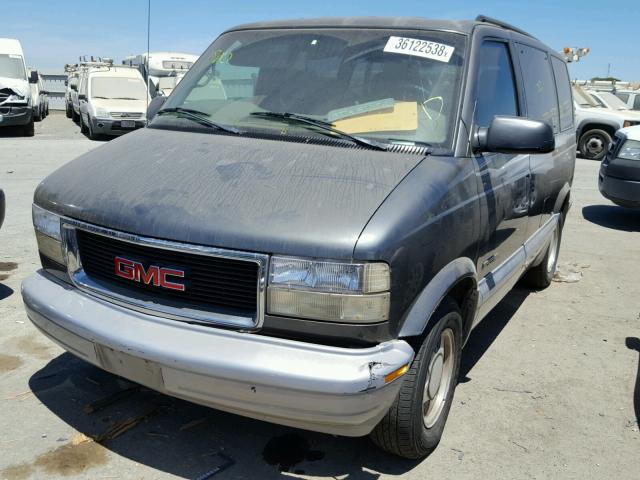 1GKDM19W6YB545417 - 2000 GMC SAFARI XT GRAY photo 2