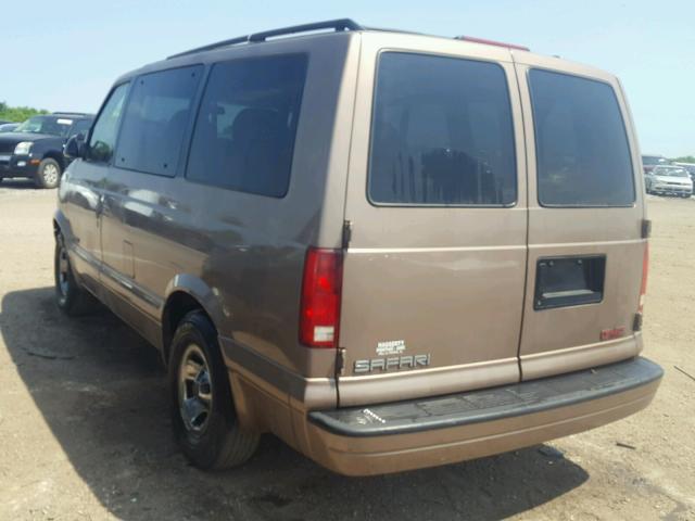 1GKDM19W21B511240 - 2001 GMC SAFARI XT GOLD photo 3