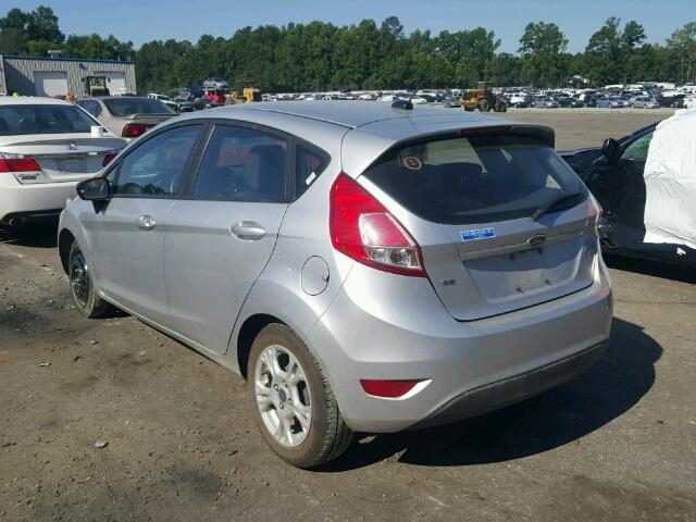 3FADP4EJ3FM186991 - 2015 FORD FIESTA SE SILVER photo 3