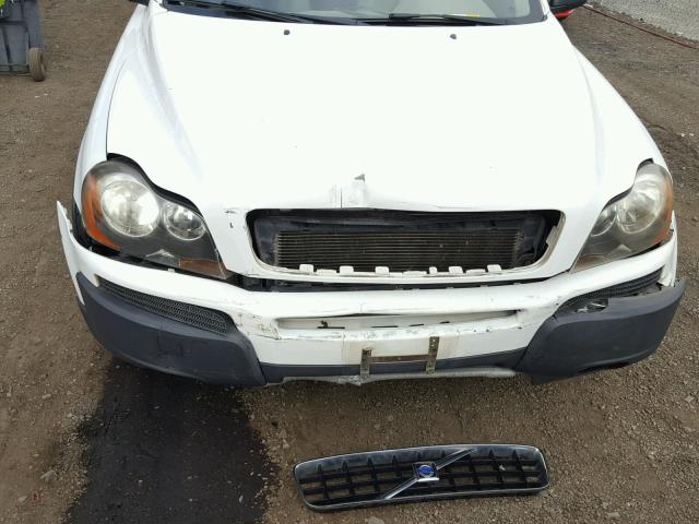 YV1CN592751189838 - 2005 VOLVO XC90 WHITE photo 7