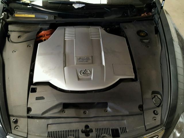 JTHDU46F485009516 - 2008 LEXUS LS 600HL SILVER photo 7