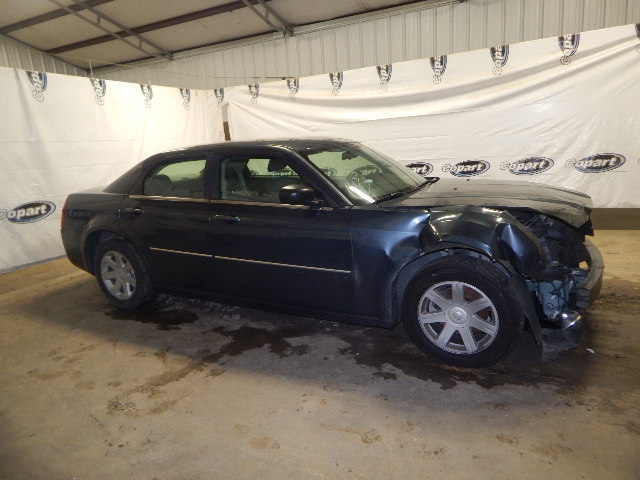 2C3KA43R67H884771 - 2007 CHRYSLER 300 GRAY photo 9