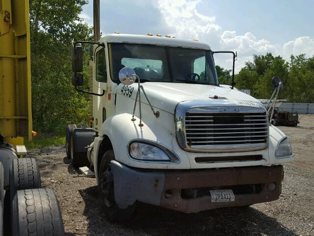 1FUJA6CV94LL97510 - 2004 FREIGHTLINER CONVENTION YELLOW photo 1