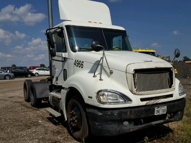 1FUJA6CV44LL97429 - 2004 FREIGHTLINER CONVENTION YELLOW photo 1