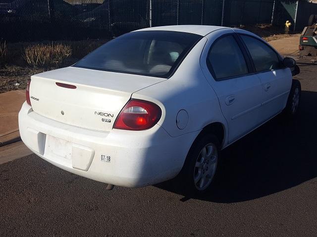 1B3ES56C75D276014 - 2005 DODGE NEON SXT WHITE photo 4