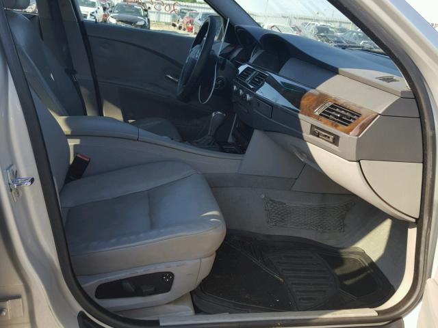 WBANF33566CS34340 - 2006 BMW 525 XI ვერცხლისფერი ფოტო 5