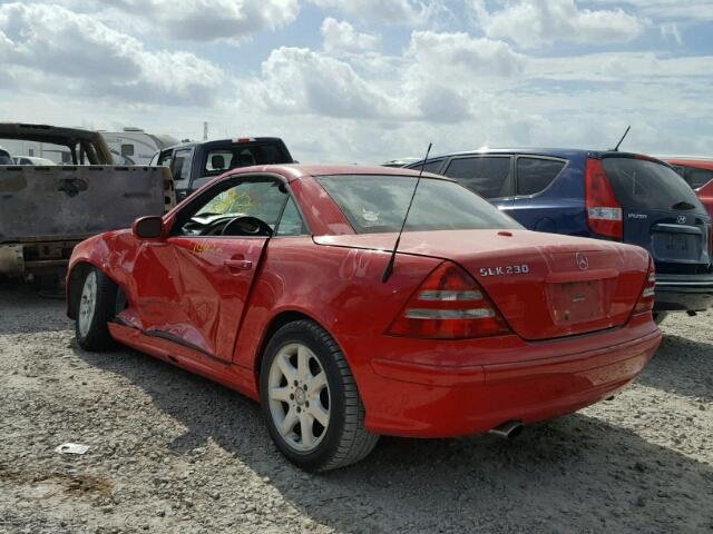 WDBKK49FX1F192493 - 2001 MERCEDES-BENZ SLK 230 KO RED photo 3