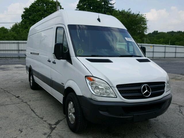 WD3PE8CC2B5524478 - 2011 MERCEDES-BENZ SPRINTER 2 WHITE photo 1