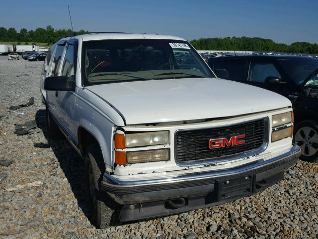 3GKFK16R8WG511996 - 1998 GMC SUBURBAN K WHITE photo 1