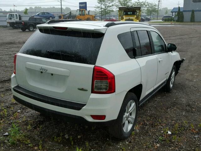 1C4NJCAB0CD507224 - 2012 JEEP COMPASS BA WHITE photo 4