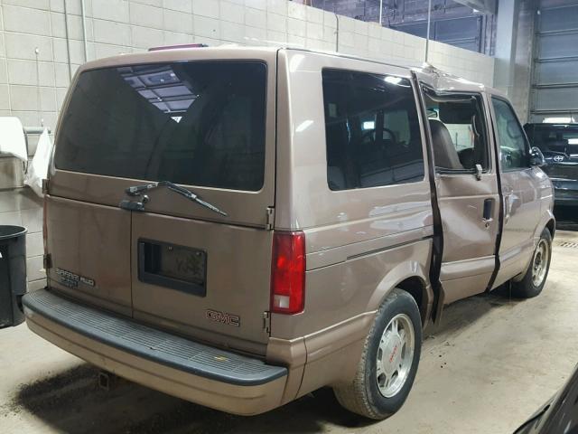 1GKEL19X13B510812 - 2003 GMC SAFARI XT BROWN photo 4