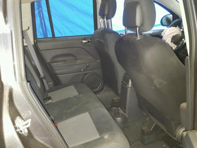 1C4NJDBB4GD573303 - 2016 JEEP COMPASS SP GRAY photo 6