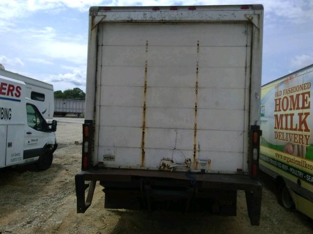 J8BC4B16577002691 - 2007 CHEVROLET 4500 W4504 WHITE photo 6