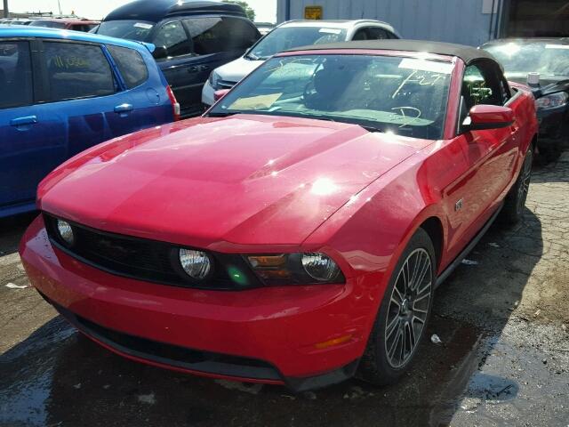 1ZVBP8FH0A5151924 - 2010 FORD MUSTANG GT RED photo 2