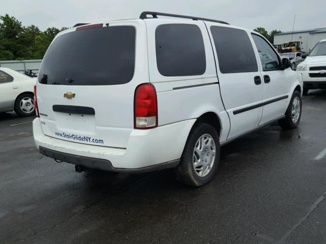 1GNDV13W98D126376 - 2008 CHEVROLET UPLANDER WHITE photo 4