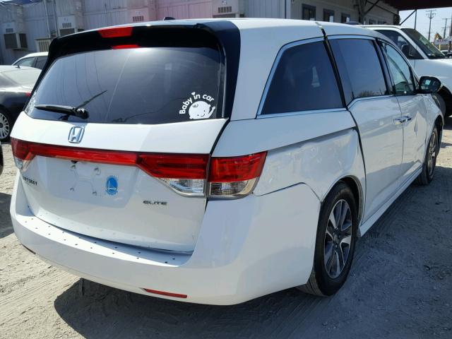 5FNRL5H93FB074831 - 2015 HONDA ODYSSEY TO WHITE photo 4