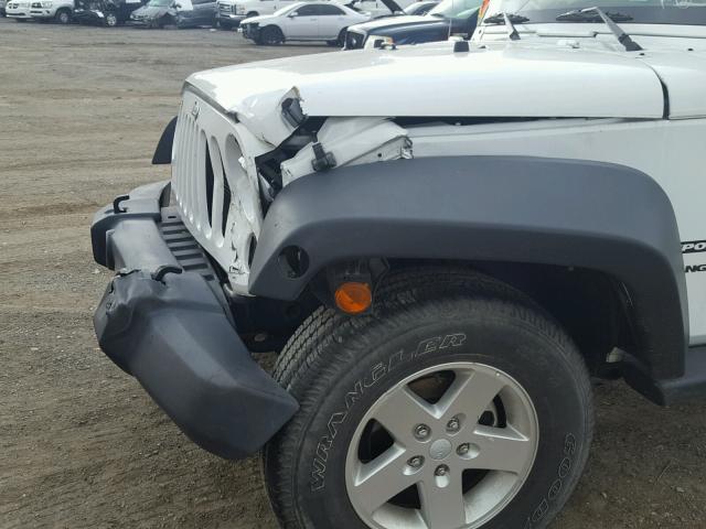 1C4GJWAG5DL519351 - 2013 JEEP WRANGLER S WHITE photo 9