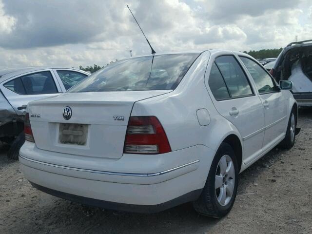 3VWSR69M75M039578 - 2005 VOLKSWAGEN JETTA GLS WHITE photo 4