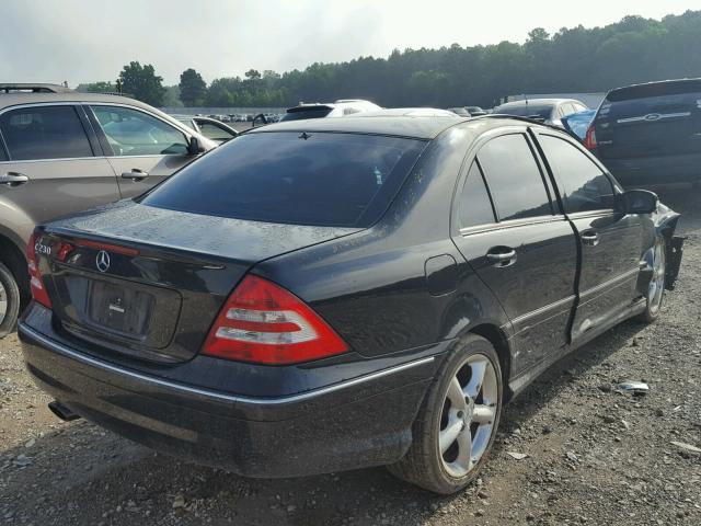 WDBRF52H06F782598 - 2006 MERCEDES-BENZ C GENERATI BLACK photo 4