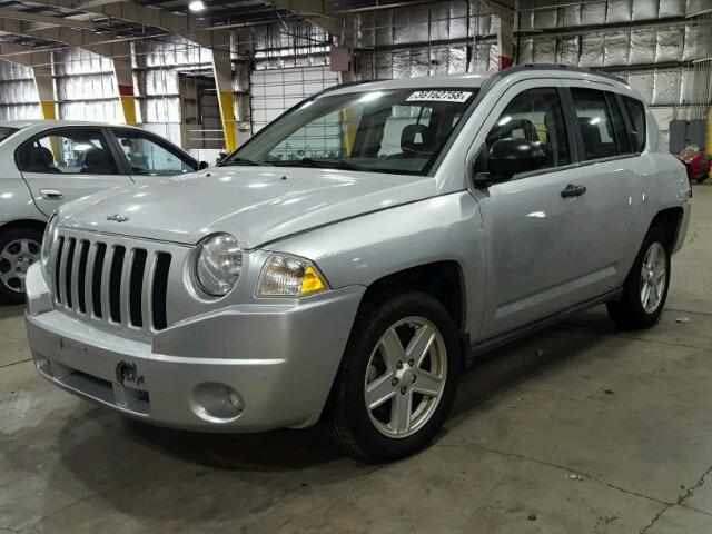 1J8FF47W27D122669 - 2007 JEEP COMPASS SILVER photo 2