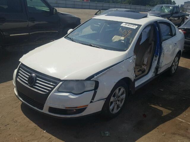 WVWEK73C47P032501 - 2007 VOLKSWAGEN PASSAT 2.0 WHITE photo 2