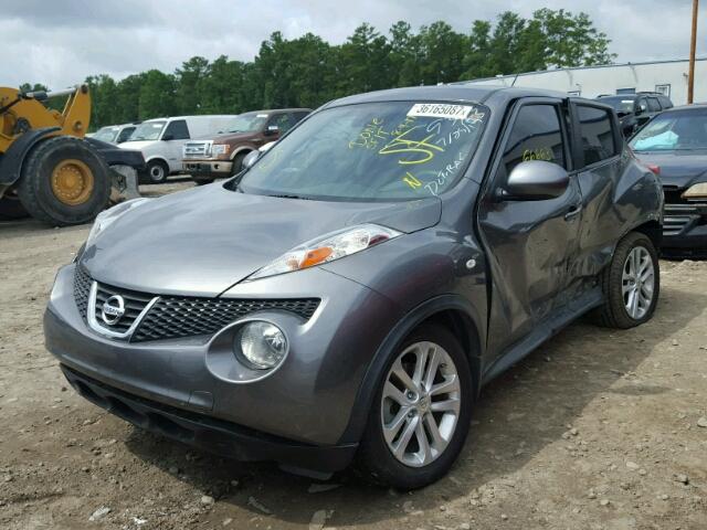 JN8AF5MR0DT211541 - 2013 NISSAN JUKE S GRAY photo 2