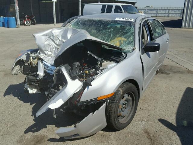 3FAHP06Z38R112409 - 2008 FORD FUSION S SILVER photo 2