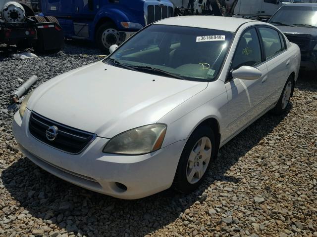 1N4AL11D93C285132 - 2003 NISSAN ALTIMA BAS WHITE photo 2