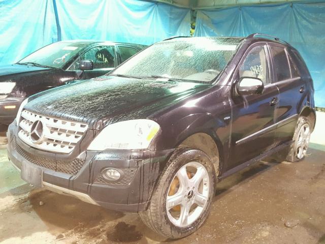 4JGBB2FB7AA576859 - 2010 MERCEDES-BENZ ML 350 BLU BLACK photo 2