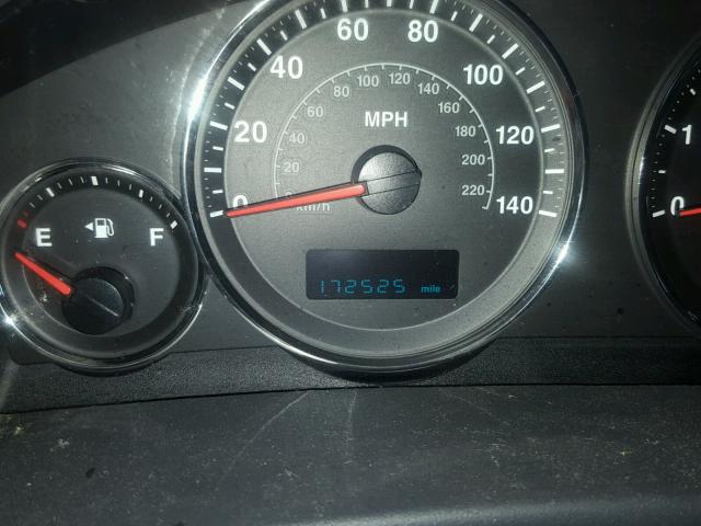 1J8HG48K97C656940 - 2007 JEEP COMMANDER RED photo 8