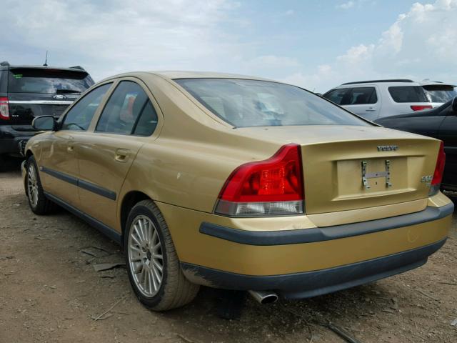 YV1RS53DX12000262 - 2001 VOLVO S60 T5 GOLD photo 3