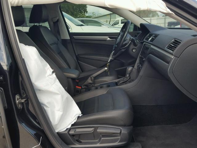 1VWDT7A37HC029139 - 2017 VOLKSWAGEN PASSAT R-L BLACK photo 5