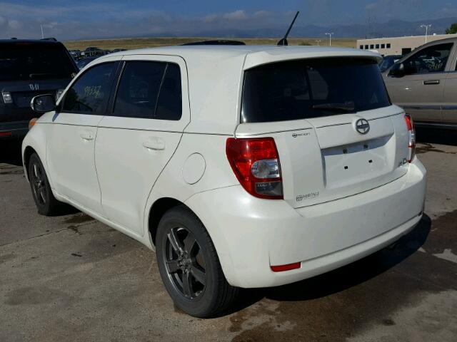 JTKKU4B49C1018394 - 2012 TOYOTA SCION WHITE photo 3